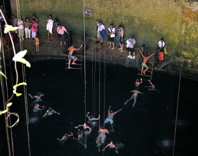 le cenote comme piscine touristique