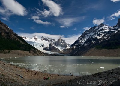 LagunaCerroTorrePano.jpg