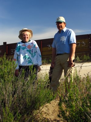 Teddi and Eric at the 1976 PCT end/start