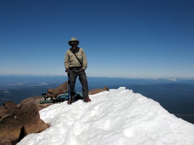 On top of Mt McLoughlin 9495 on 7-3-2010