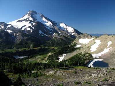 Central Oregon PCT- Crater Lake to Mt Hood - 2010