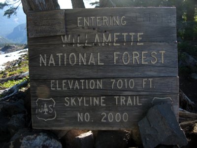 Vintage trail sign on Park Ridge