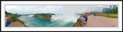 Niagara Falls Pano.jpg