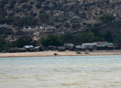 081104h Boattrip to Nosy Ve Anakao.jpg