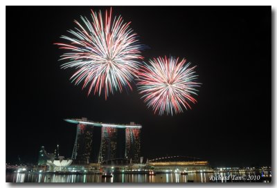 NDP 2010 Fireworks 016.jpg