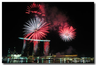 NDP 2010 Fireworks 037.jpg