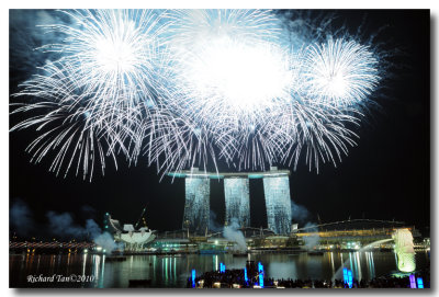 NDP 2010 Fireworks 084.jpg