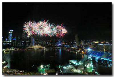 NDP 2010 Fireworks 144.jpg