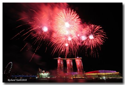 NDP 2010 Fireworks 131.jpg