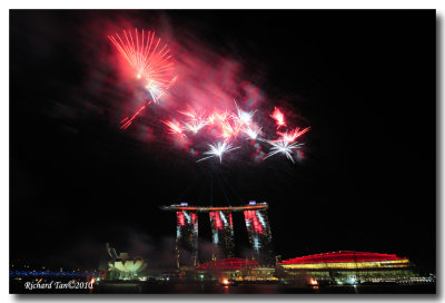 NDP 2010 Fireworks 135.jpg