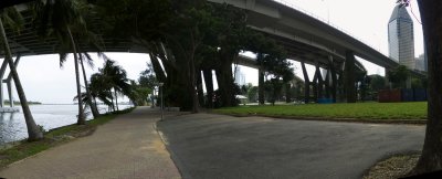 20101229 pan 5 - Gardens Central view under bridge.JPG