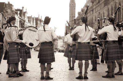 Red Cross Pipers, IEPER