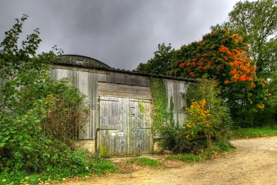 Autumn Barn