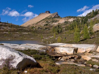 Lower Snowy Lk., Golden Horn