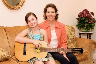 Jacklyn with Aunt Lynne and her guitar