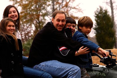 Uncle Nathan takes Jacklyn, David, Jenna & Jackson for a ride