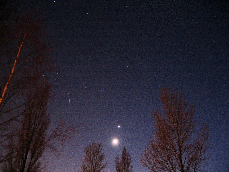 Moon, Venus, Pleiades and the ISS - 24 march 2004