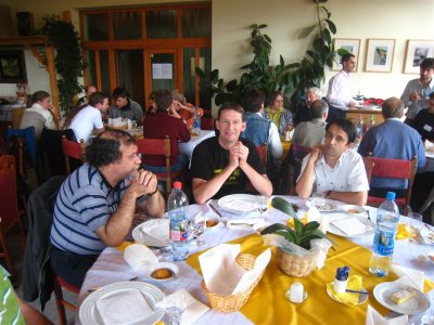 Romanian and Dutch participants at lunch