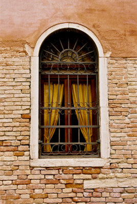 VENICE WINDOW 5