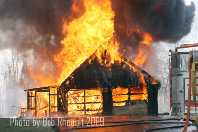 Sterling, MA - Multiple Alarm Fire - 102 Osgood Rd. - 4/26/2009