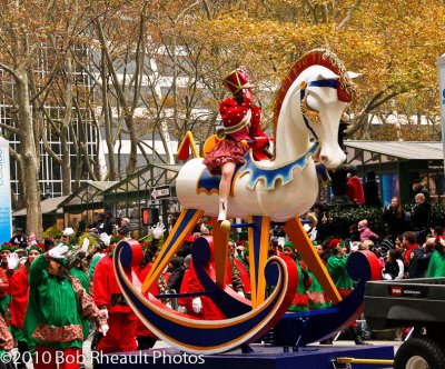 Macy's Thanksgiving Day Parade 2010 (21).jpg