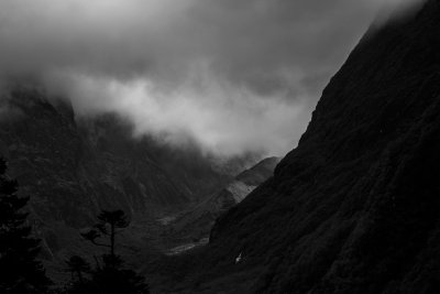 Everest in Black and White