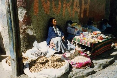Woman on a street corner, La Paz