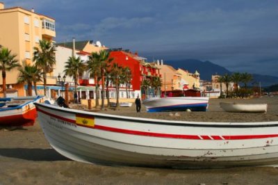 7976 Boat on Sabinillas Beach.jpg