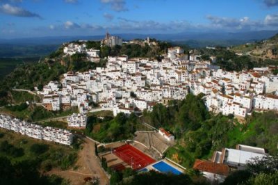 8349 Overlooking Casares.jpg