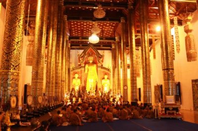 1217 Inside Wat Chedi Luang.jpg