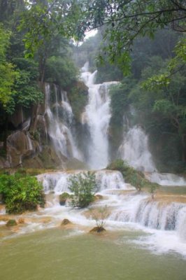 1702 Kuang Si Falls.jpg