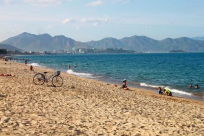 3061 Bike beach Nha Trang.jpg