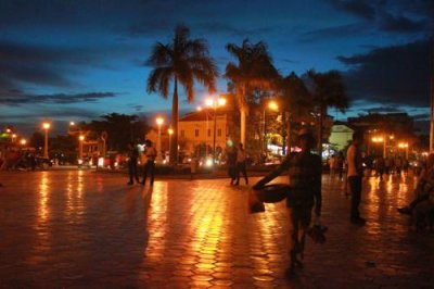 3715 Phnom Penh twilight.jpg