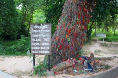 3759 Killing Tree Choeung Ek.jpg