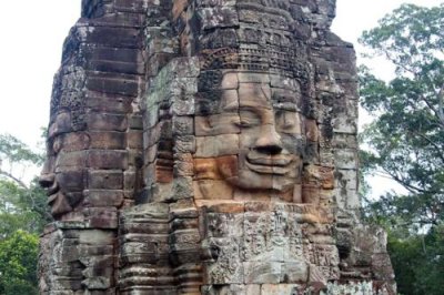 4144 Face carving Bayon.jpg