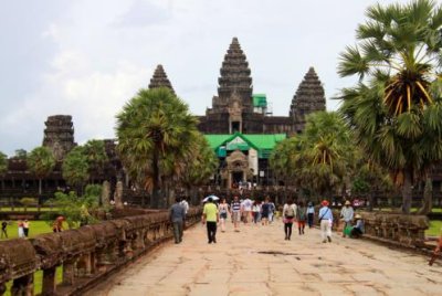 4239 Angkor Wat mid afternoon.jpg