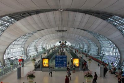 4490 Bangkok airport.jpg