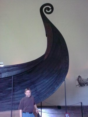 Ric&VikingBoat.jpg