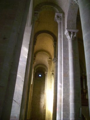 CarcassonneChurchRoman 031.JPG