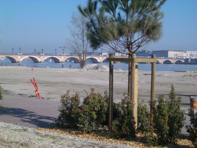 BordeauxRiverGaronne 005.JPG