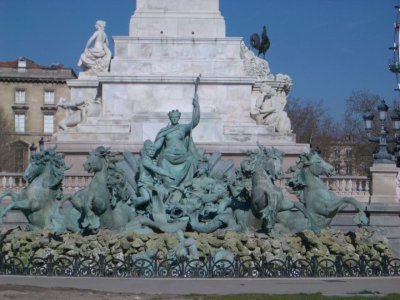 BordeauxUguguMemorial 025.JPG