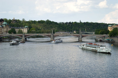 Mnesův Most
