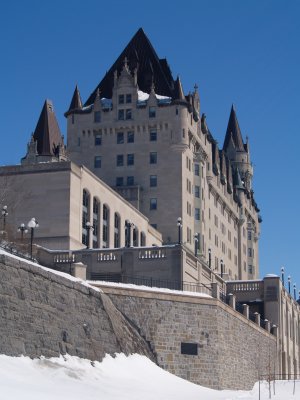 Canadian Museum of Contemporary Photography/Chateau Laurier
