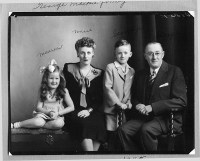 George Mackie Family 1945.jpg