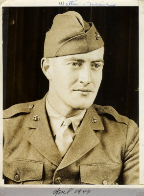Walter Mackie USMC 1944.jpg