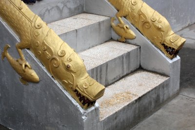 Stilisized Nagas of Wat Saen