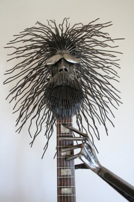 guitar man head