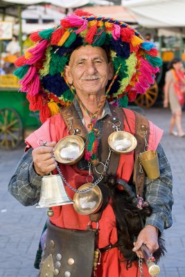 Water seller at Djemaa el Fna -  جامع الفناء