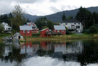 Houses along S. Nordic