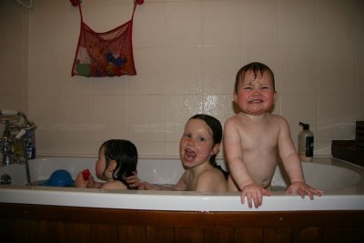 Bath Time Sisters